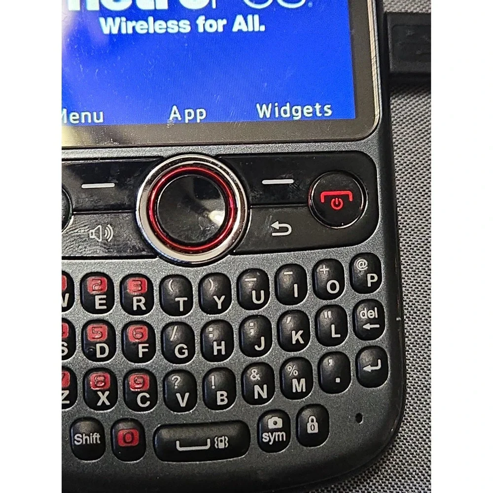 Pinnacle M635 MetroPCS Cell Phone Vintage QWERTY Keyboard Charcoal Black